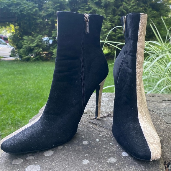 Snakeskin two tone stiletto suede booties - Picture 3 of 6